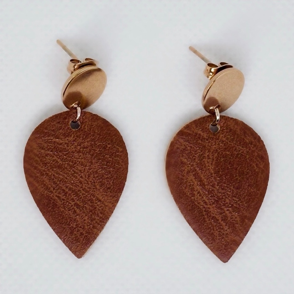 Artisan Handcrafted 10k Rose Gold Plated
Sterling Silver Faux Leather Earrings! - Picture 9 of 10